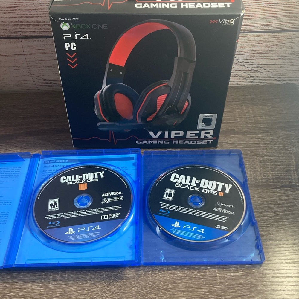 EUC Bundle Of 3 PS4 Headphones & Call of Duty 3&4